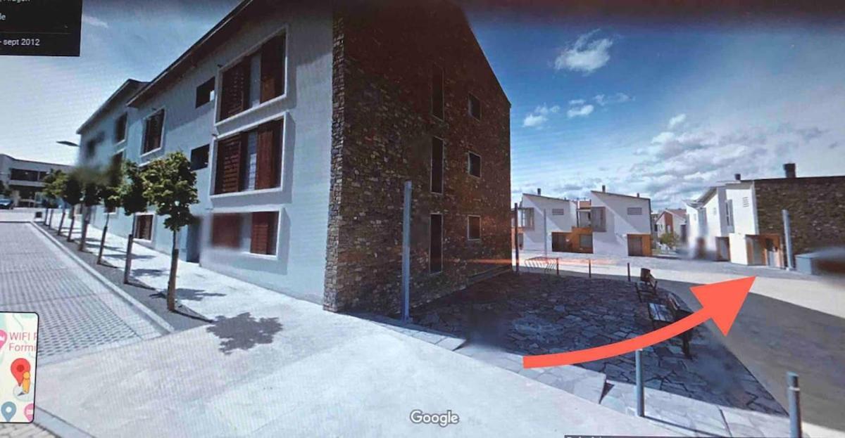 Chalet Adosado Entero, Bbq Y Piscina Comunitaria Sabiñánigo 外观 照片