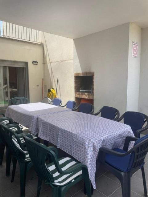 Chalet Adosado Entero, Bbq Y Piscina Comunitaria Sabiñánigo 外观 照片