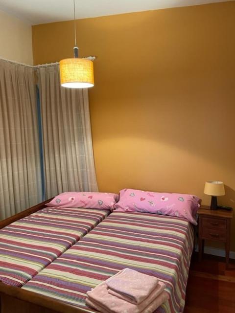 Chalet Adosado Entero, Bbq Y Piscina Comunitaria Sabiñánigo 外观 照片